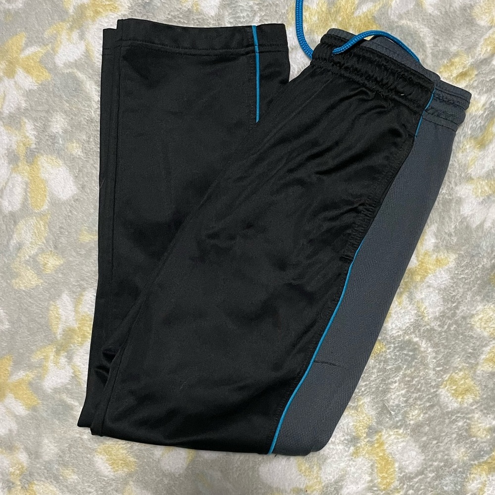 Boys pants (L10/12)